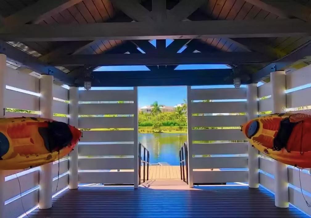 EDGEWATER WALK ON HARBOUR ISLE 5-36 - Residential