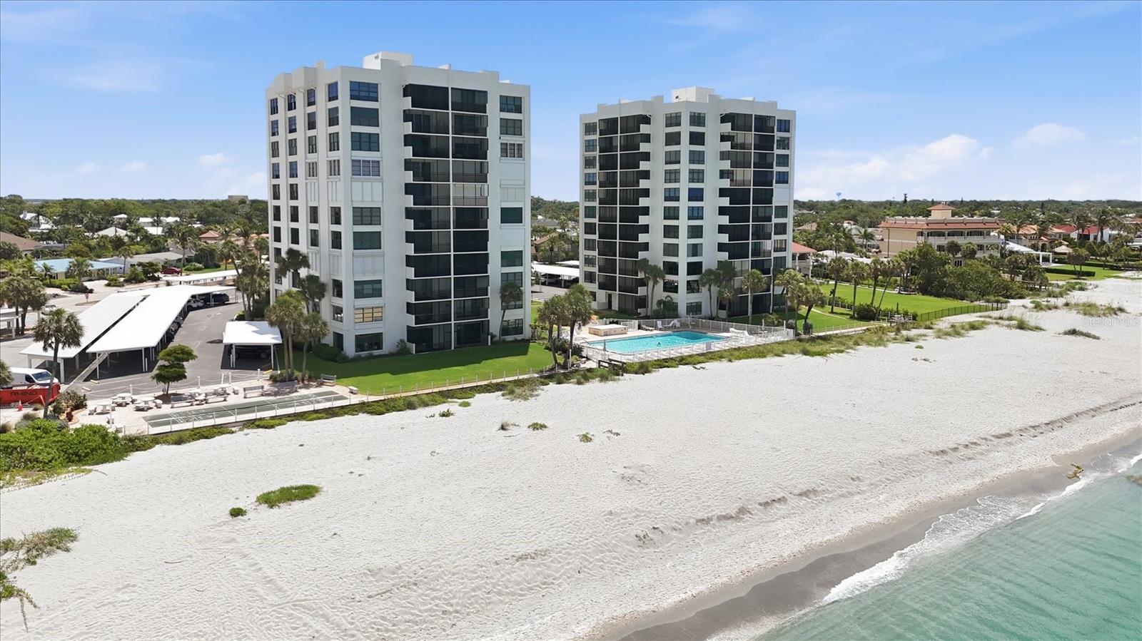 VALENCIA CONDO APTS - Residential