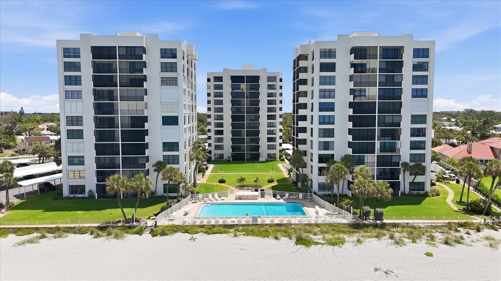 VALENCIA CONDO APTS - Residential