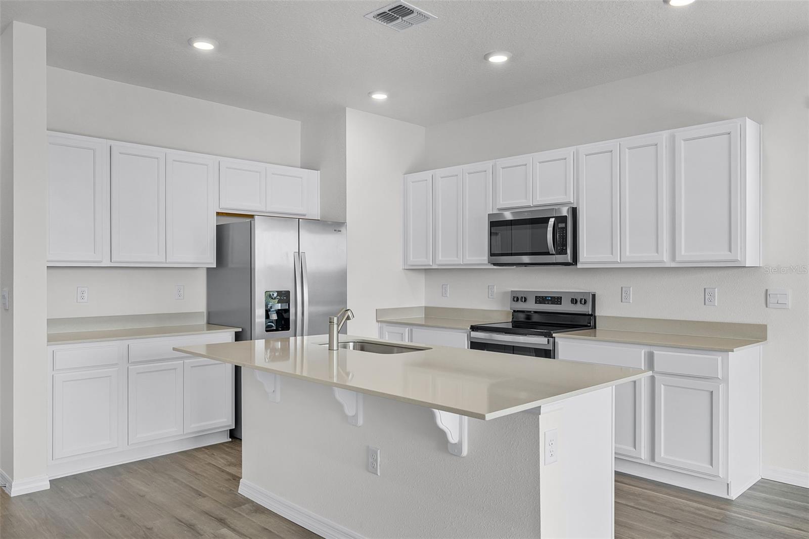 HARMONY ON LAKE ELOISE PHASE 4 - Residential