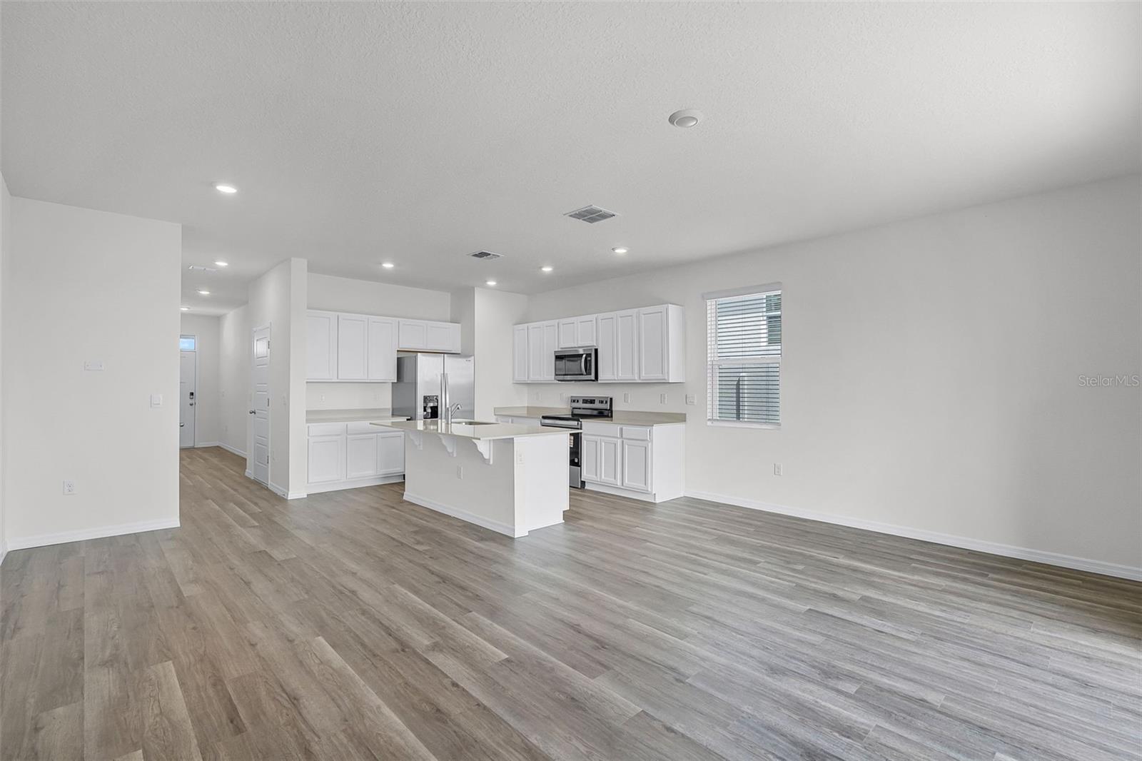 HARMONY ON LAKE ELOISE PHASE 4 - Residential