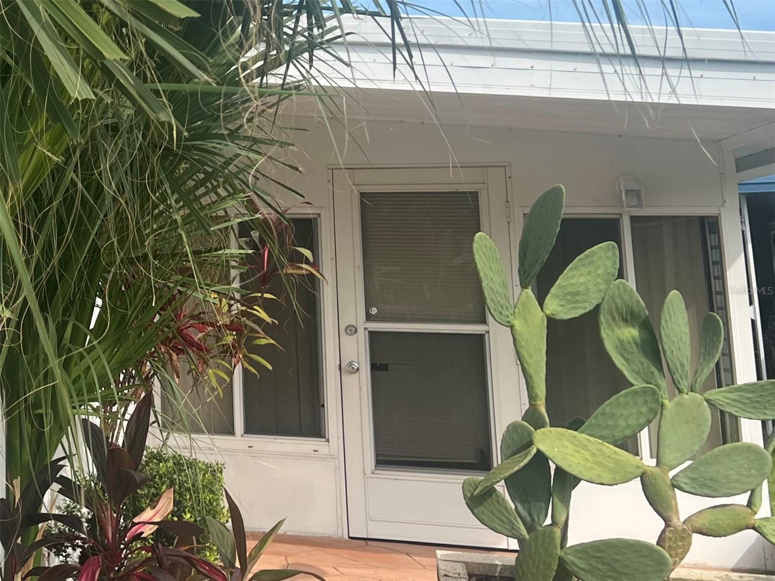 TAVARES LES CHATEAU VILLA MOBILE HOME PARK - Residential