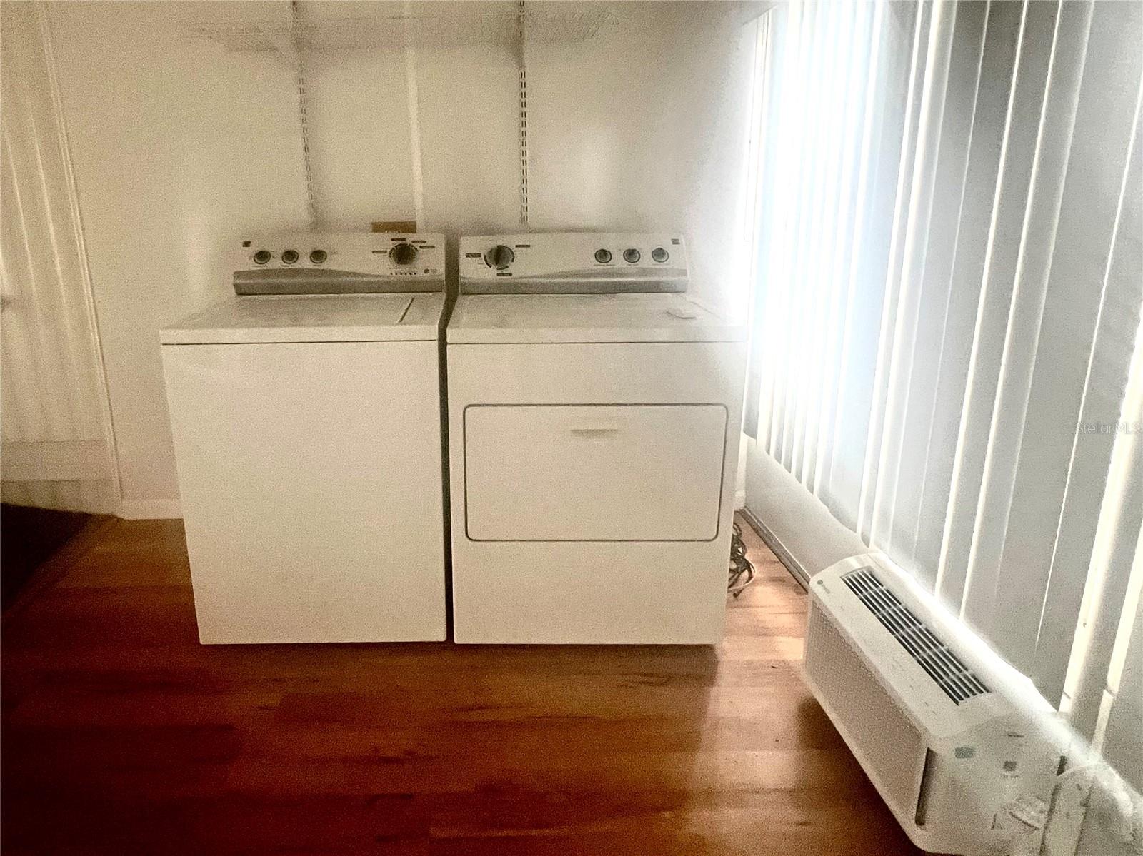 TAVARES LES CHATEAU VILLA MOBILE HOME PARK - Residential