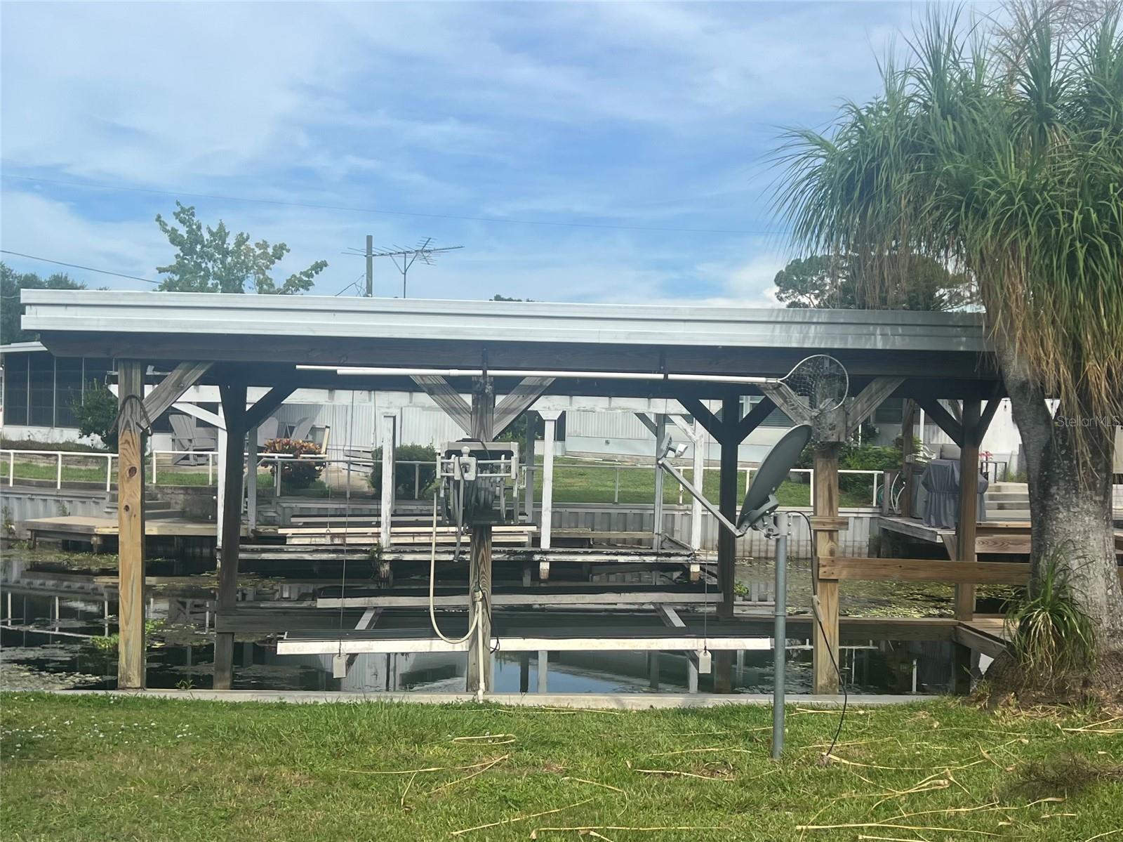 TAVARES LES CHATEAU VILLA MOBILE HOME PARK - Residential