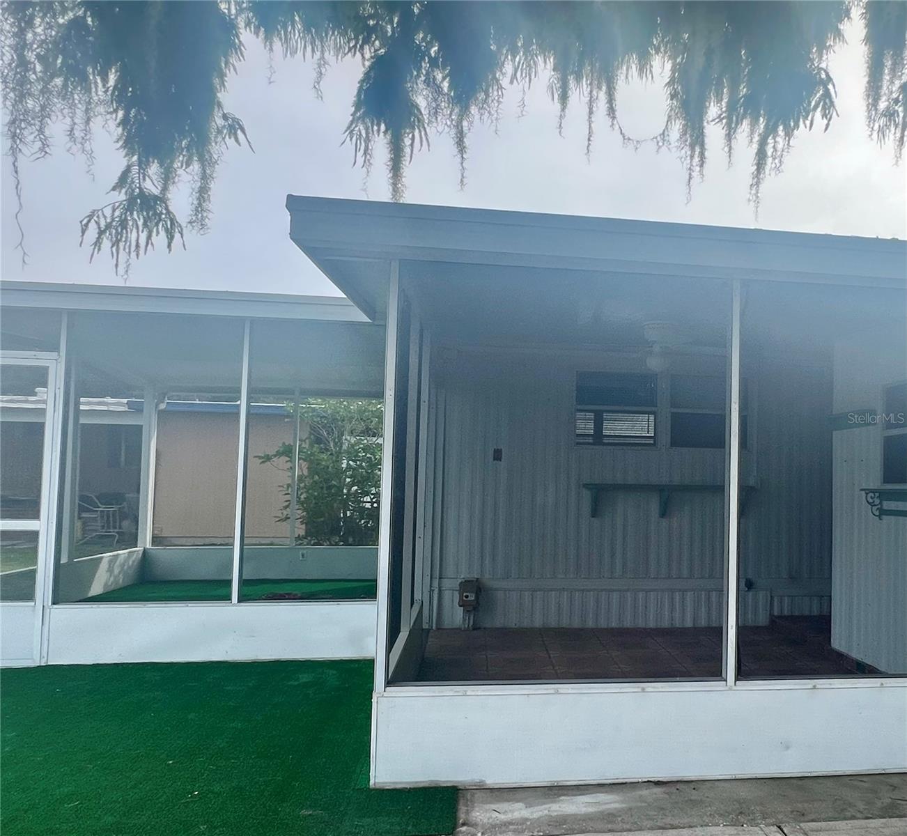 TAVARES LES CHATEAU VILLA MOBILE HOME PARK - Residential