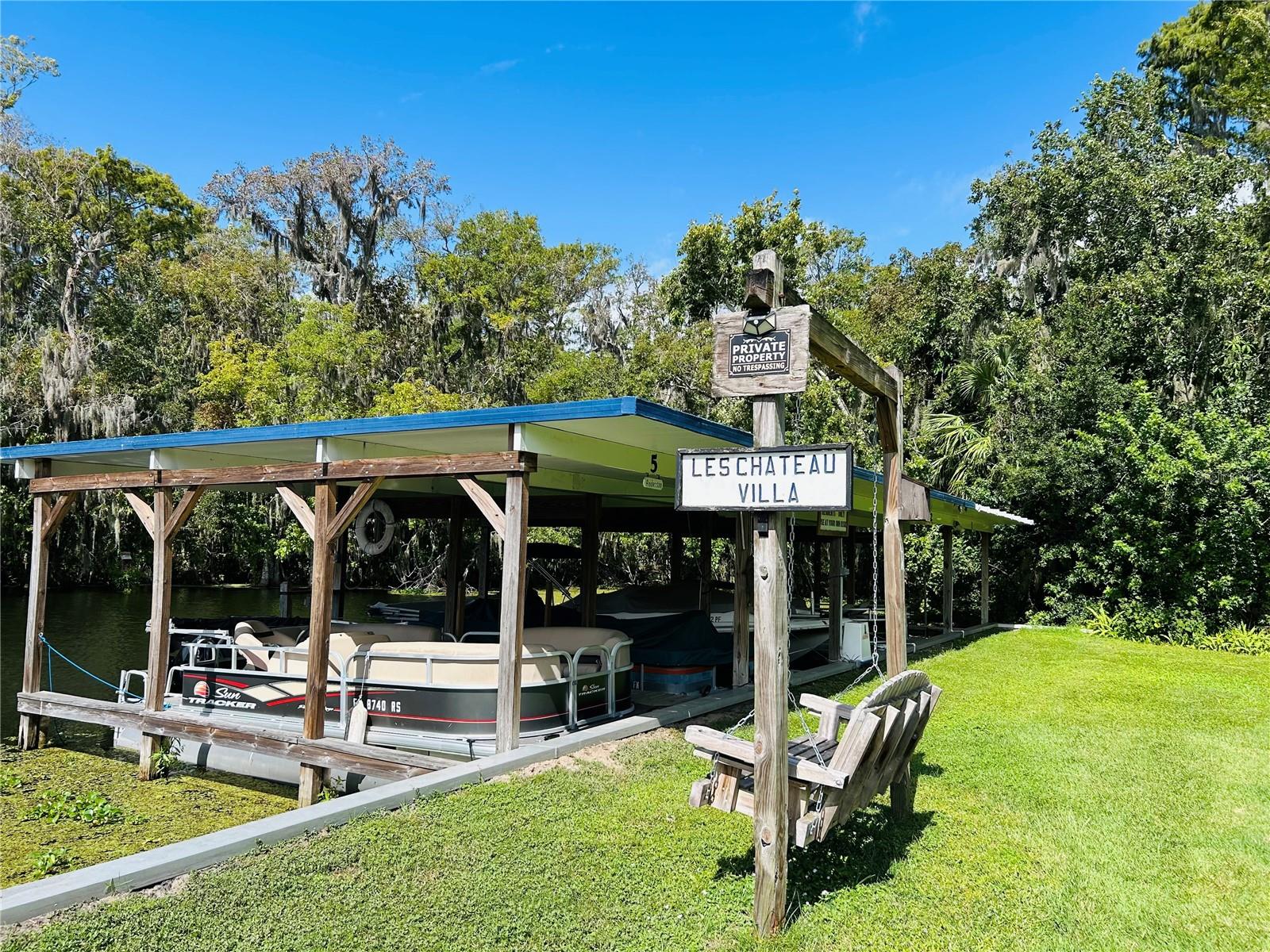 TAVARES LES CHATEAU VILLA MOBILE HOME PARK - Residential