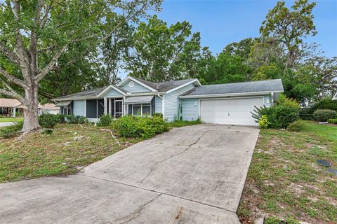 Photo of 8297 SW 108th Loop, Ocala, FL 34481 (MLS # O6349791)