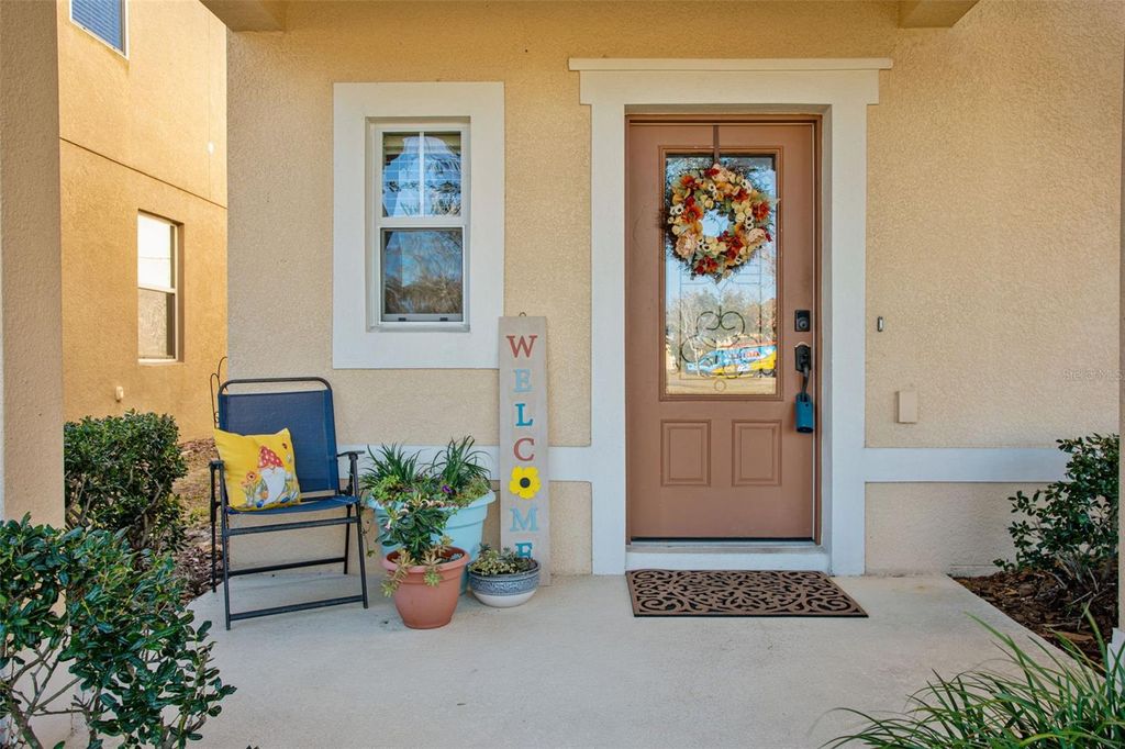 Photo of 9205 English Oaks Lane, Riverview, FL 33578 (MLS # TB8470077)