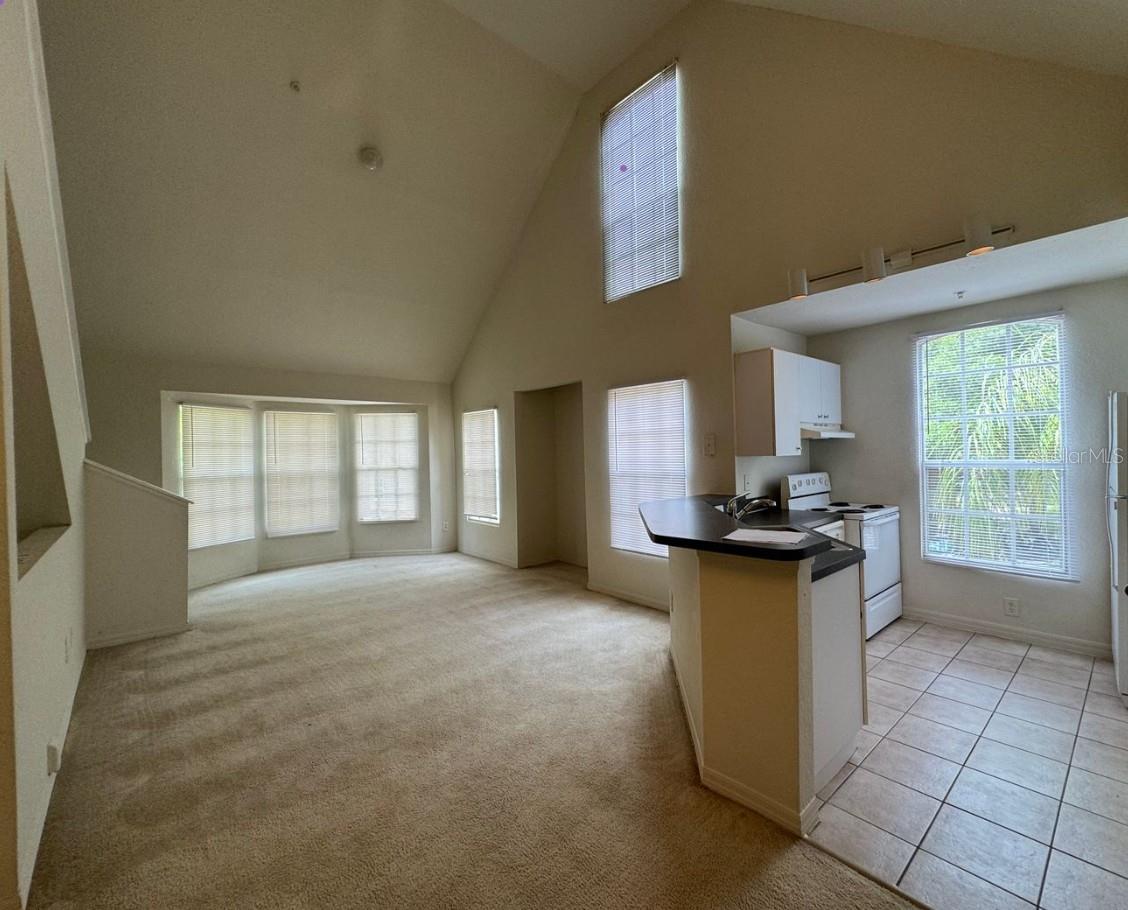 AZUR/METROWEST - Residential Lease