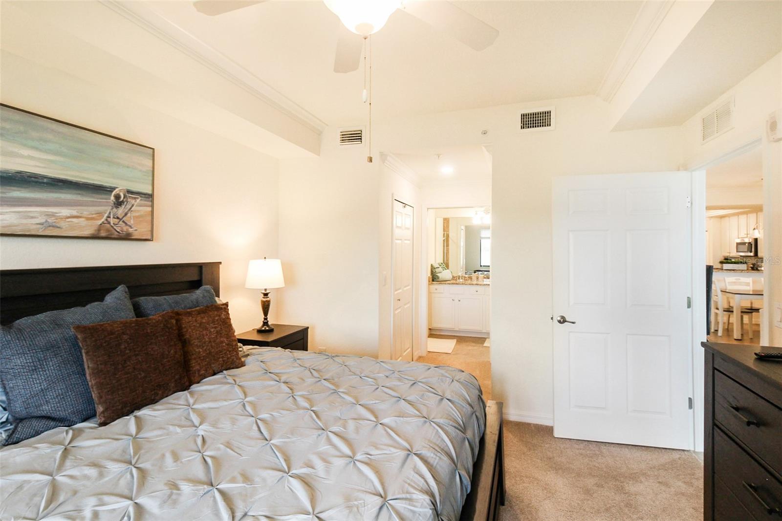 VERANDA II/LAKEWOOD NATIONAL P - Residential Lease