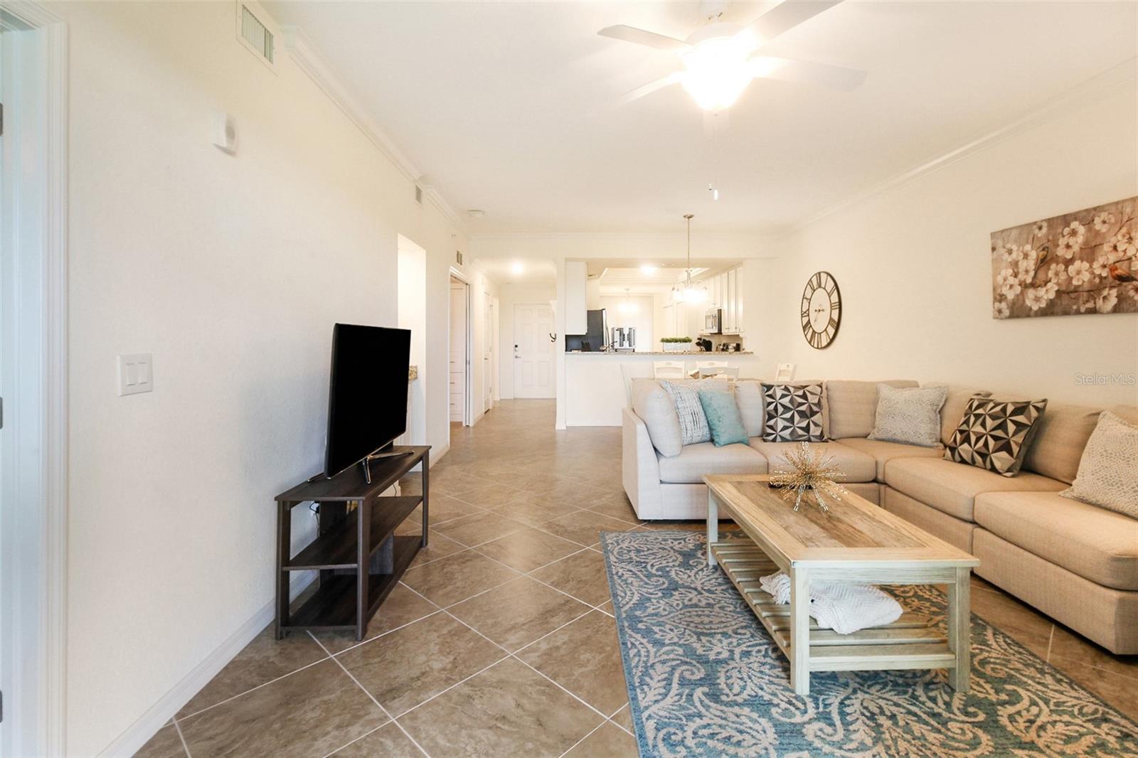 VERANDA II/LAKEWOOD NATIONAL P - Residential Lease