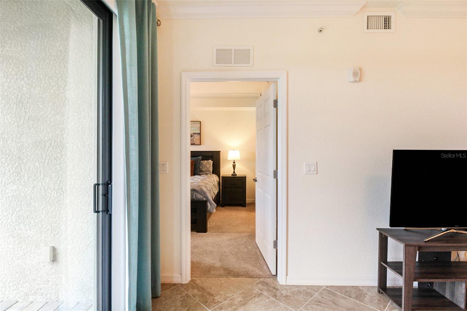 VERANDA II/LAKEWOOD NATIONAL P - Residential Lease