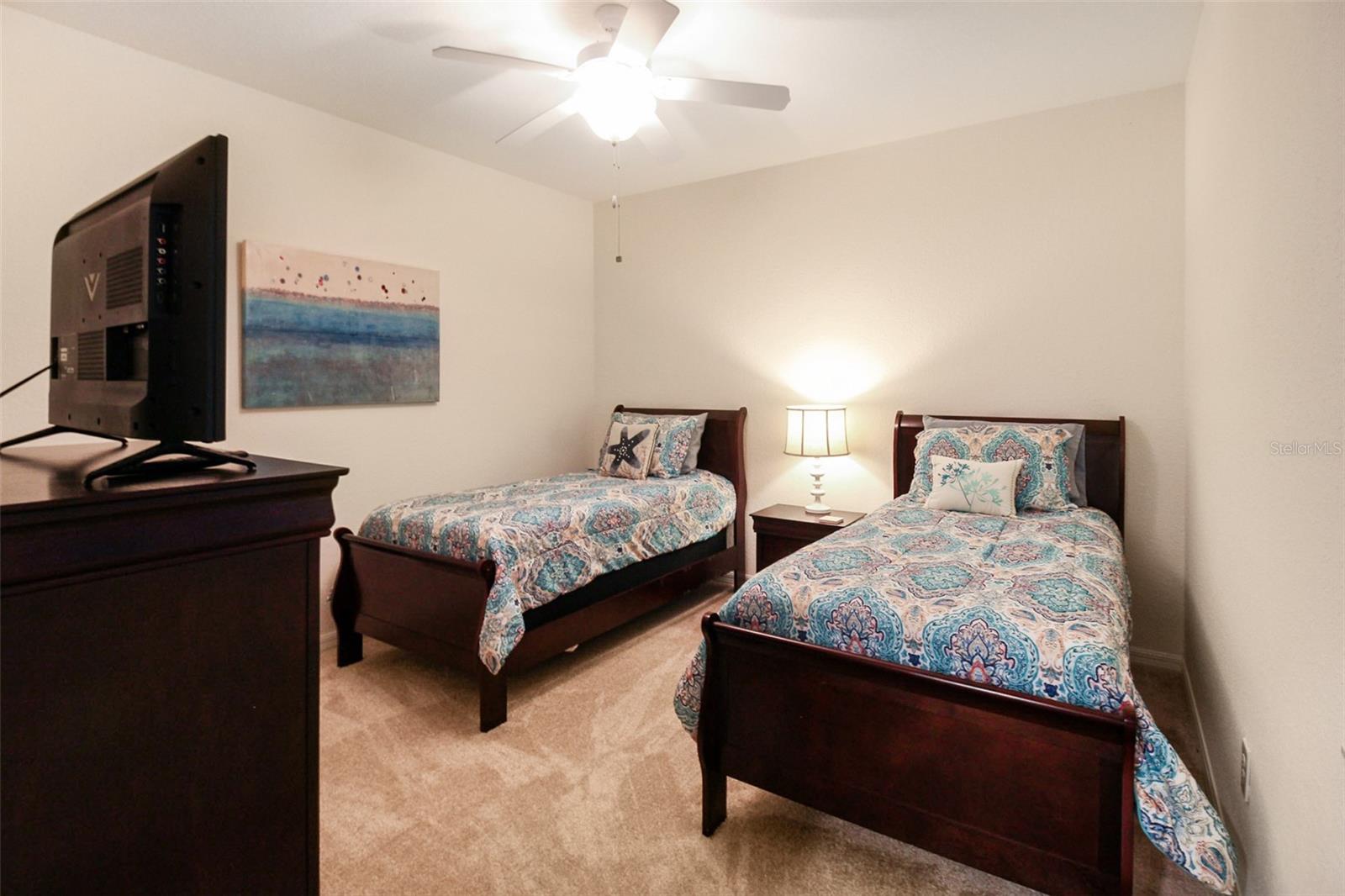 VERANDA II/LAKEWOOD NATIONAL P - Residential Lease