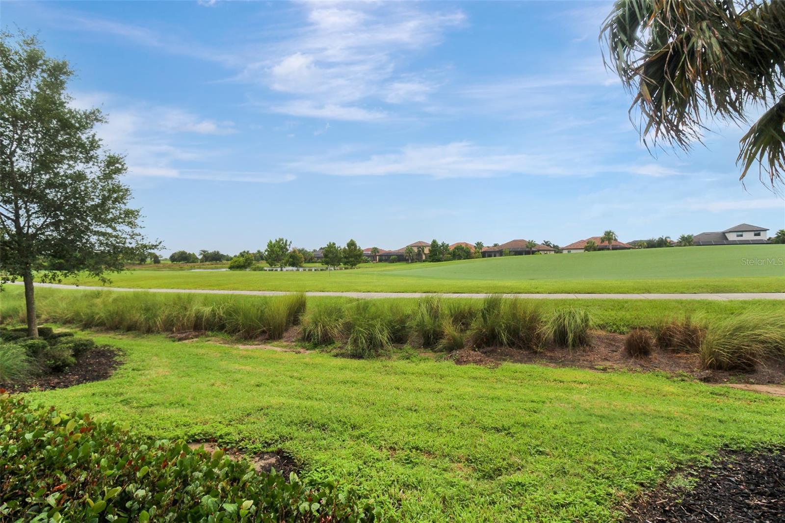 VERANDA II/LAKEWOOD NATIONAL P - Residential Lease