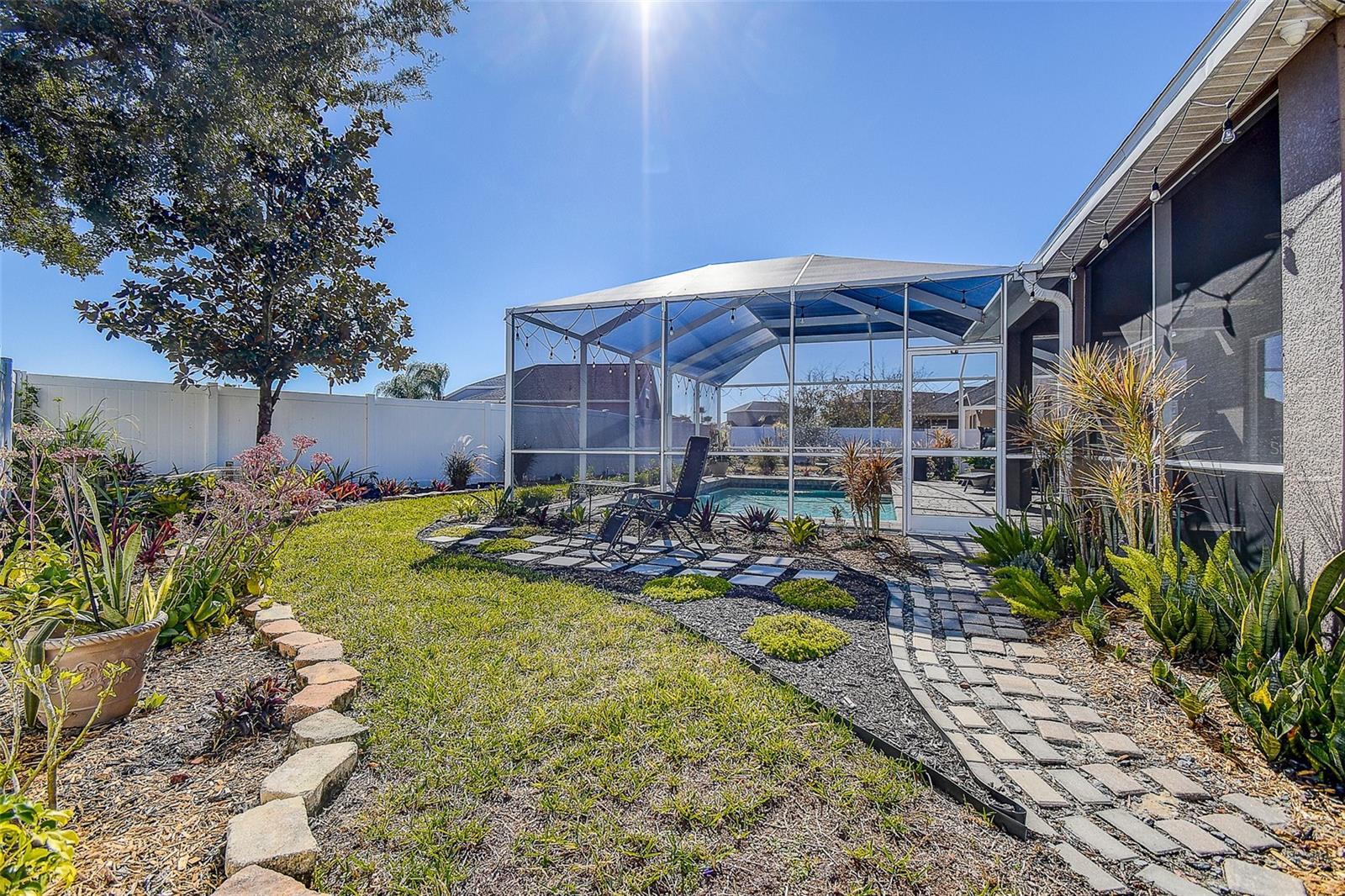 WALDEN POINTE - Residential