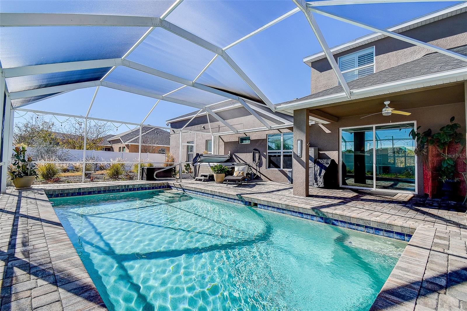 WALDEN POINTE - Residential