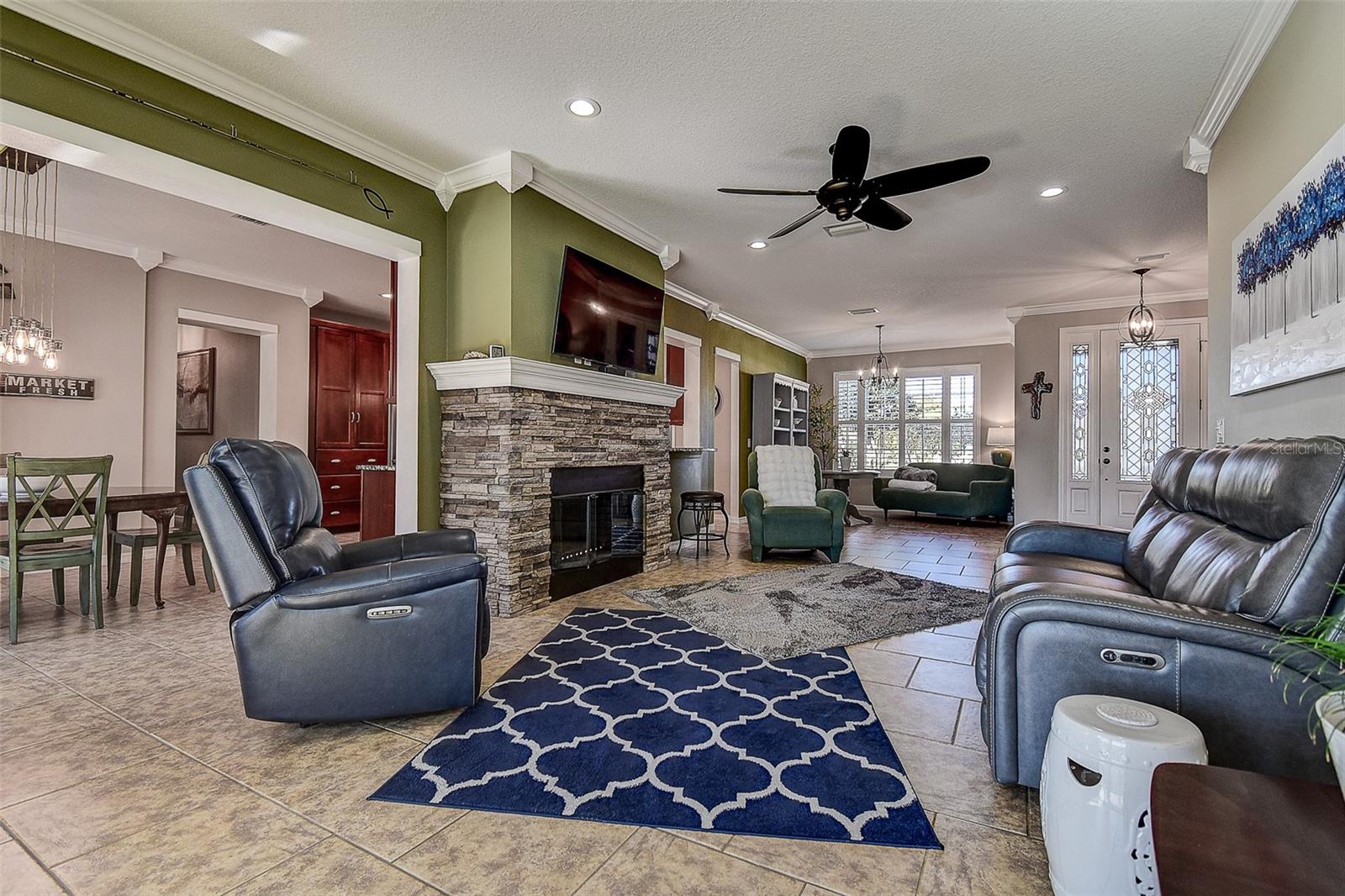 WALDEN POINTE - Residential