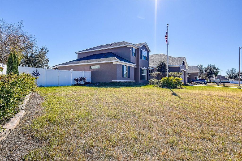 Photo of 3010 Via Siena Street, Plant City, FL 33566 (MLS # TB8466390)