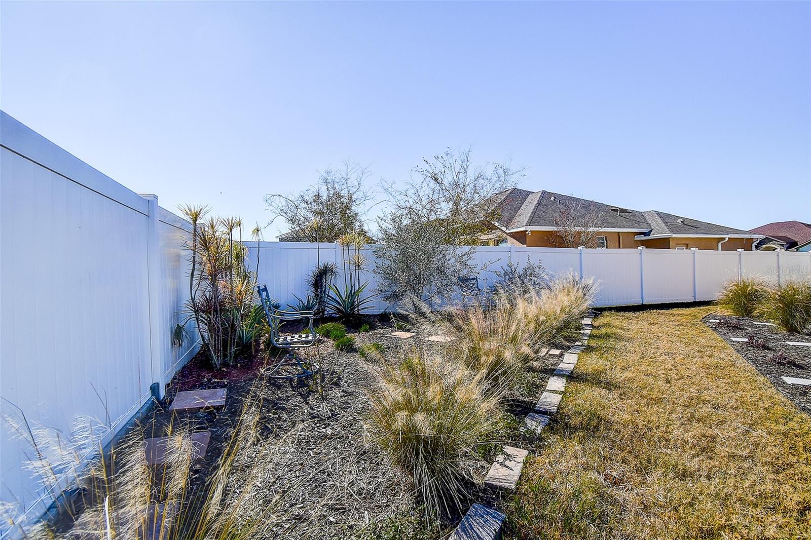 WALDEN POINTE - Residential