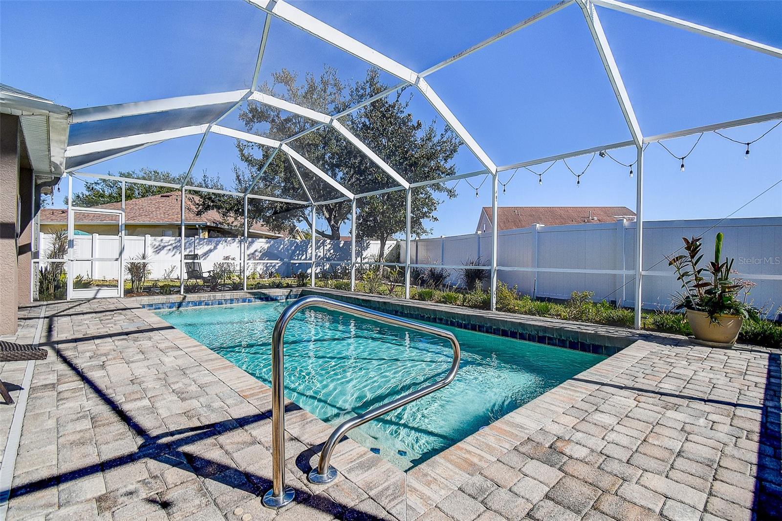 WALDEN POINTE - Residential