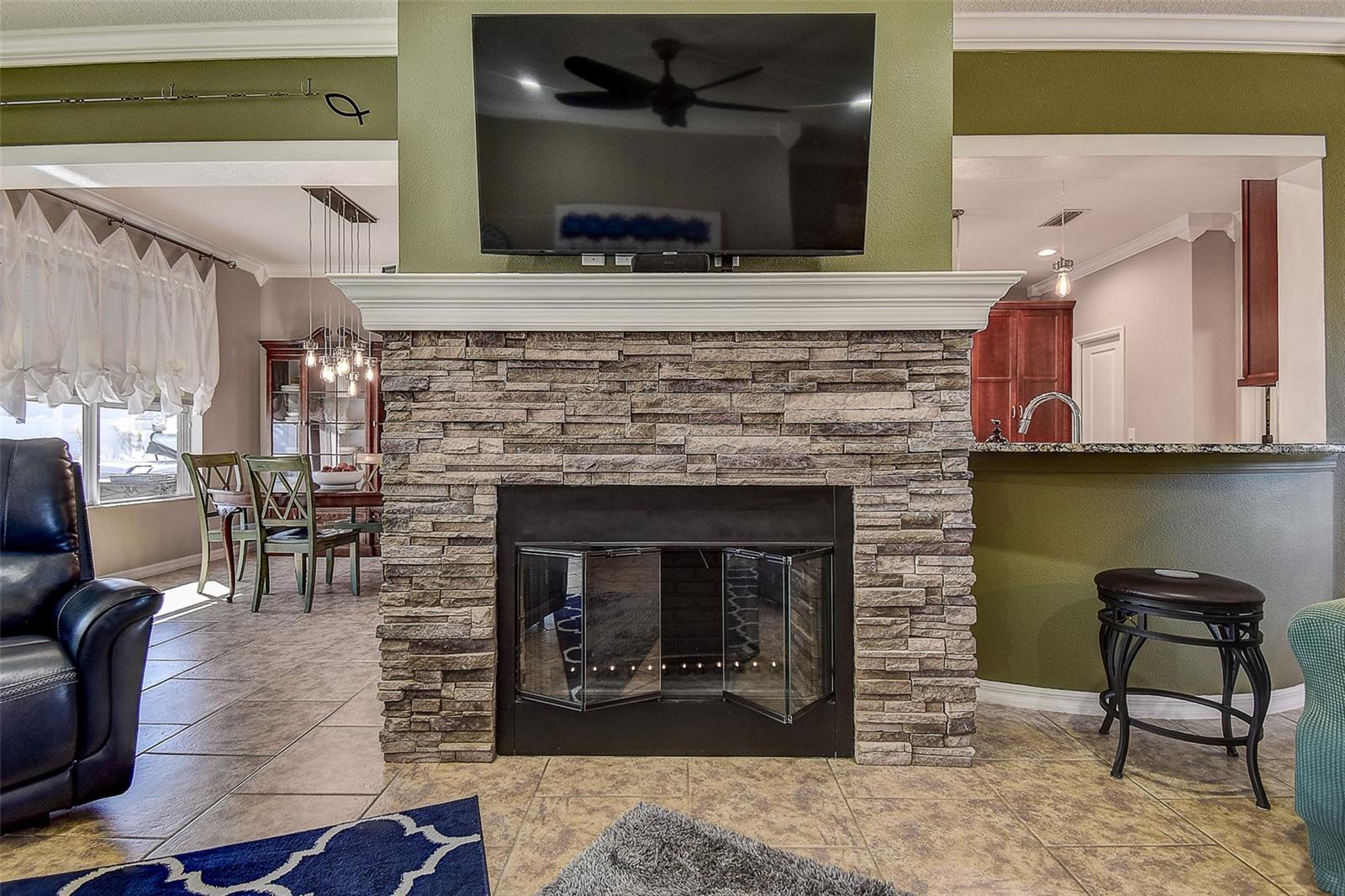 WALDEN POINTE - Residential