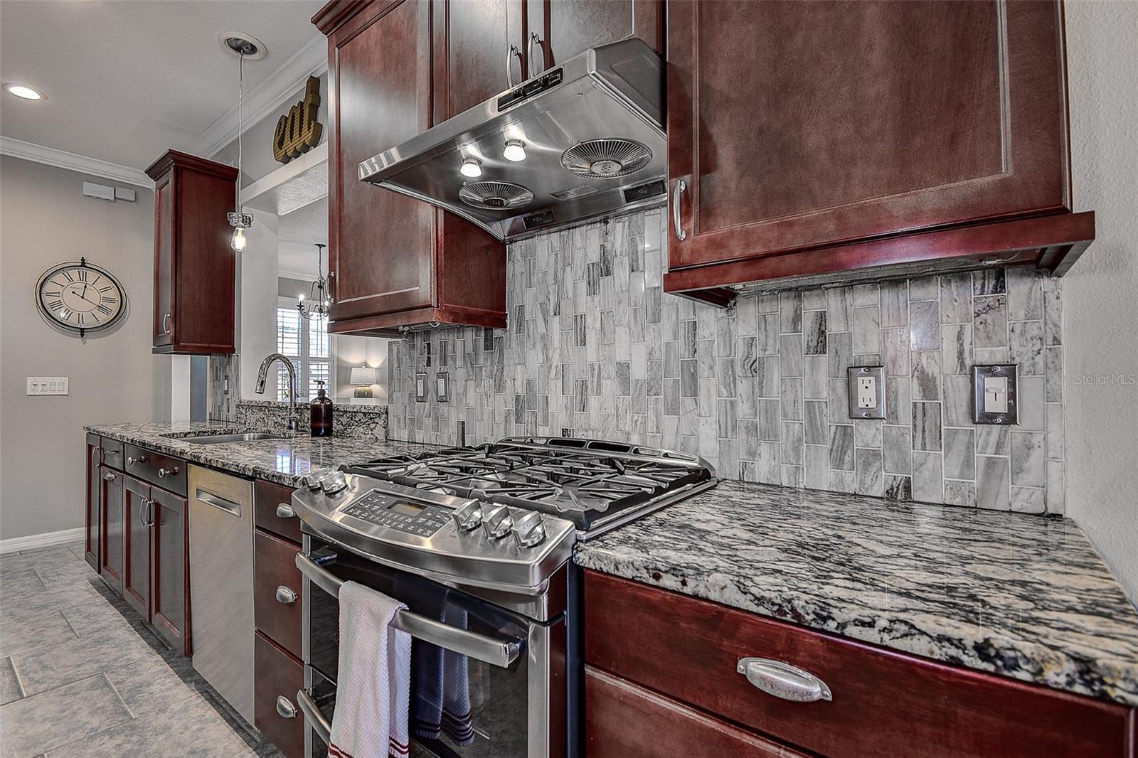 WALDEN POINTE - Residential