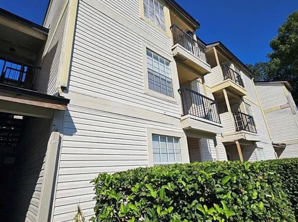 Photo of 1940 Lake Atriums Circle #106, Orlando, FL 32839 (MLS # S5141158)