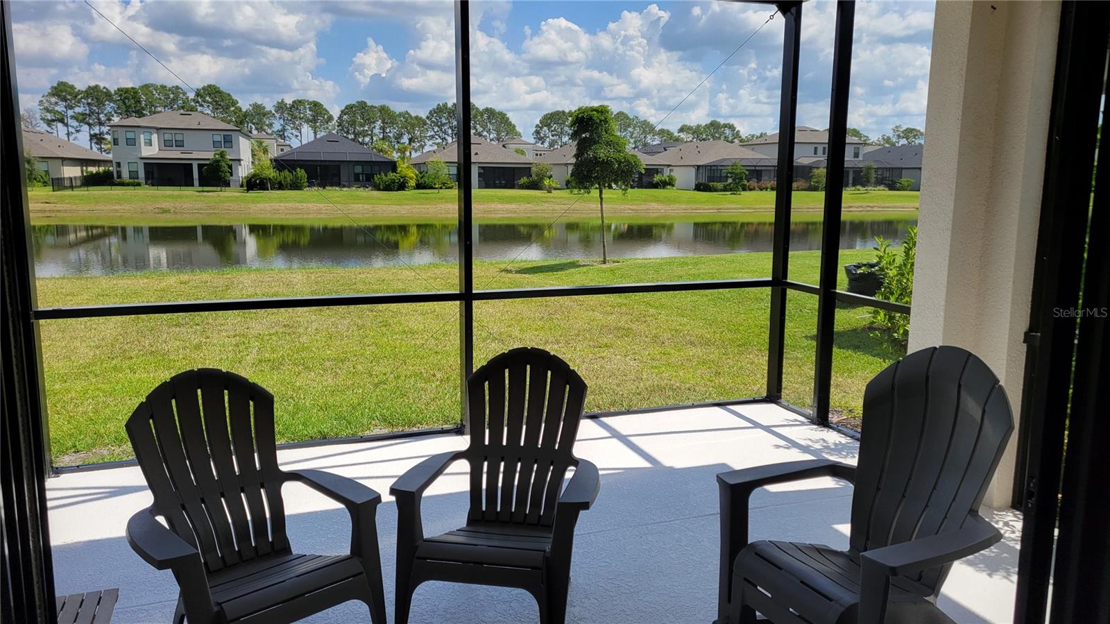 GRANDVIEW AT THE HEIGHTS - Residential Lease