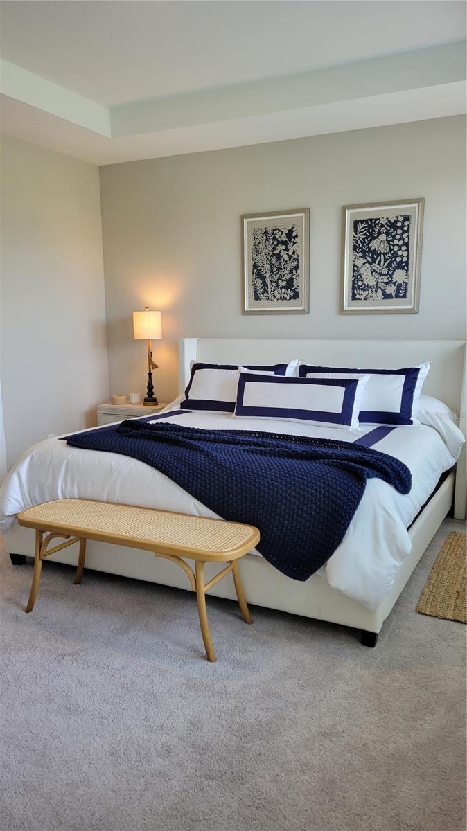 GRANDVIEW AT THE HEIGHTS - Residential Lease