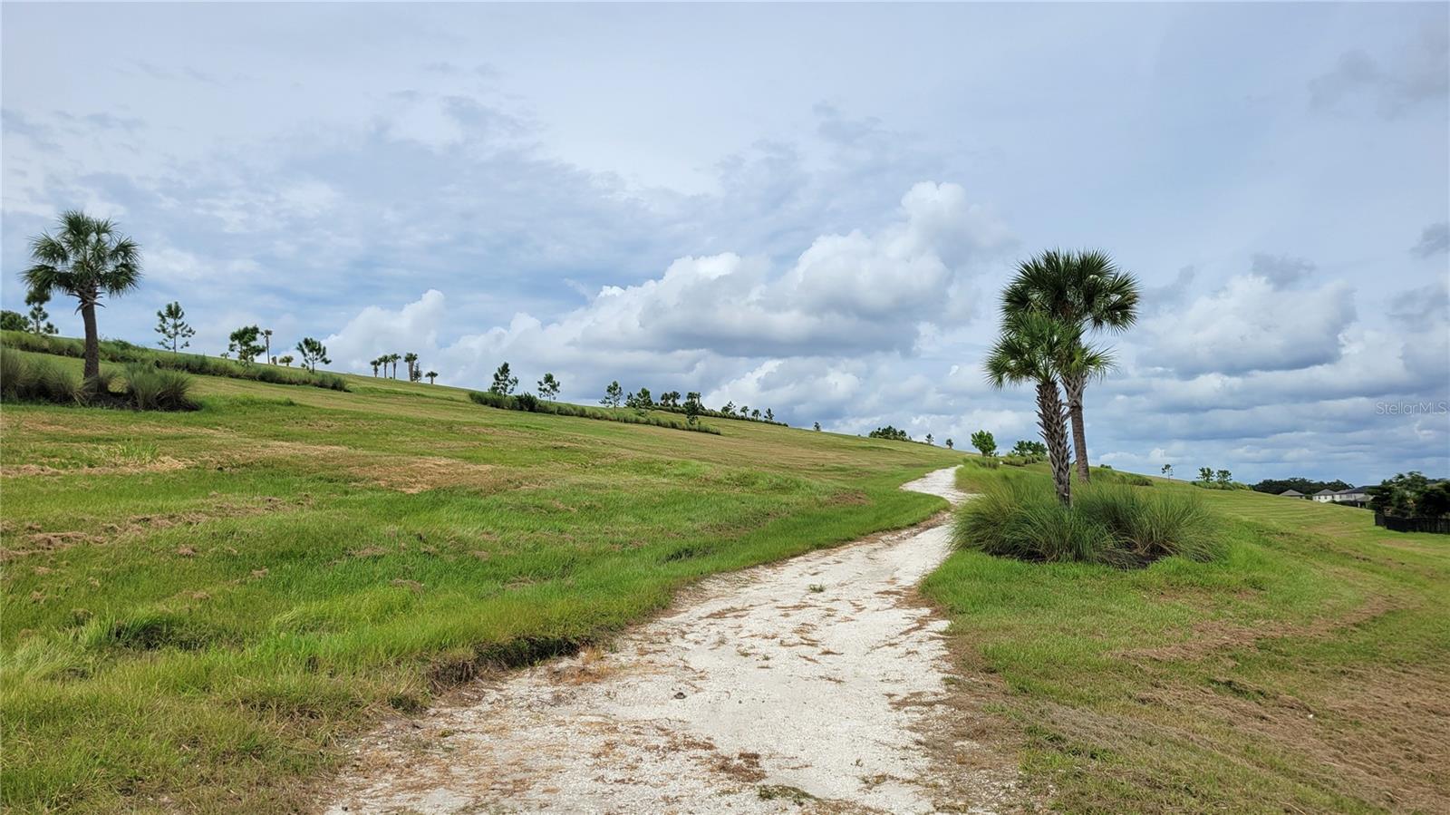 GRANDVIEW AT THE HEIGHTS - Residential Lease