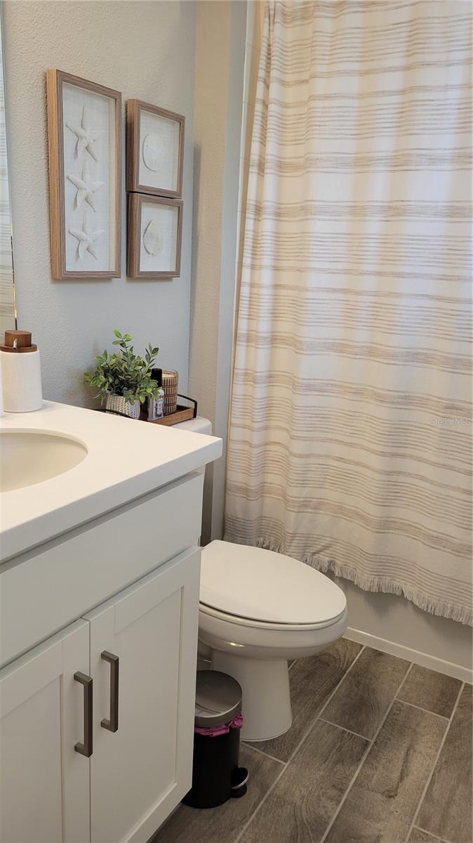 GRANDVIEW AT THE HEIGHTS - Residential Lease