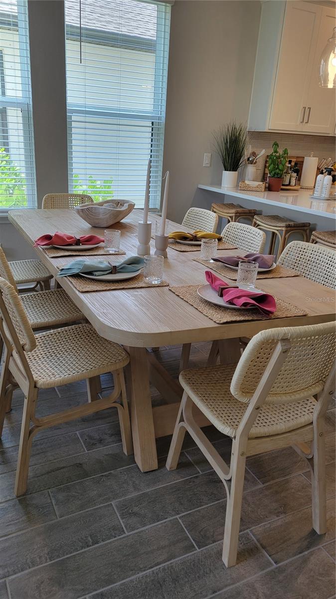 GRANDVIEW AT THE HEIGHTS - Residential Lease