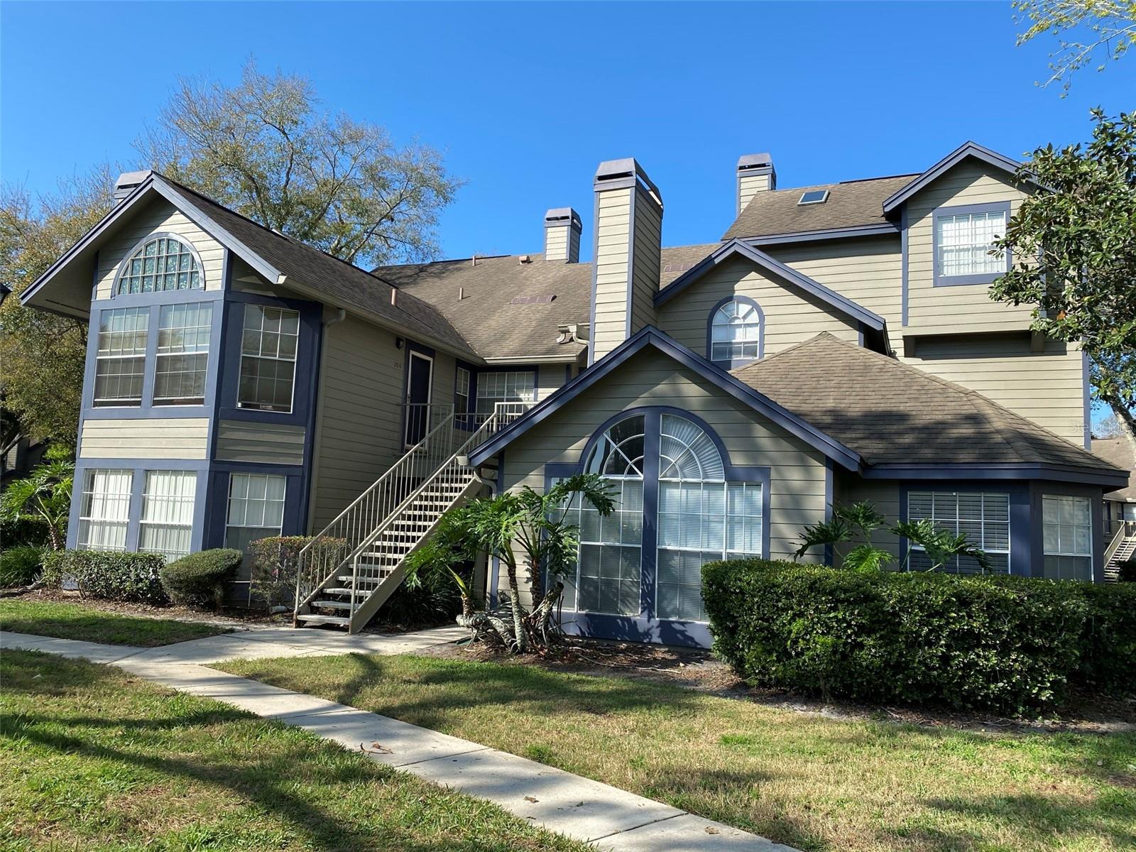 Call Jacqueline Ramos with JML Realty Investments to view this ground floor 2 bedroom 2 bath condo in the Crossings of Lake Mary at the Hidden Lakes Village Condos. This 2 bedroom unit is located just steps from the community pool. Walk into the oversized living room with lots of windows, great natural lighting, and a fireplace. The newly renovated kitchen has stainless appliances, stone tops, and overlooks the living and dining room. Sliding glass doors from the dining room lead you to the unscreened porch and outdoor storage. The second bedroom has direct access to the hallway bathroom. The main bedroom is spacious with a newly renovated bathroom. This subdivision is under a mile from Interstate 4, close to many restaurants, and walking distance to the Seminole Wekiva Trail. Pets ok with 45lb weight restriction and one pet maximum. $350 nonrefundable pet fee. Washer and dryer are included in the rent.