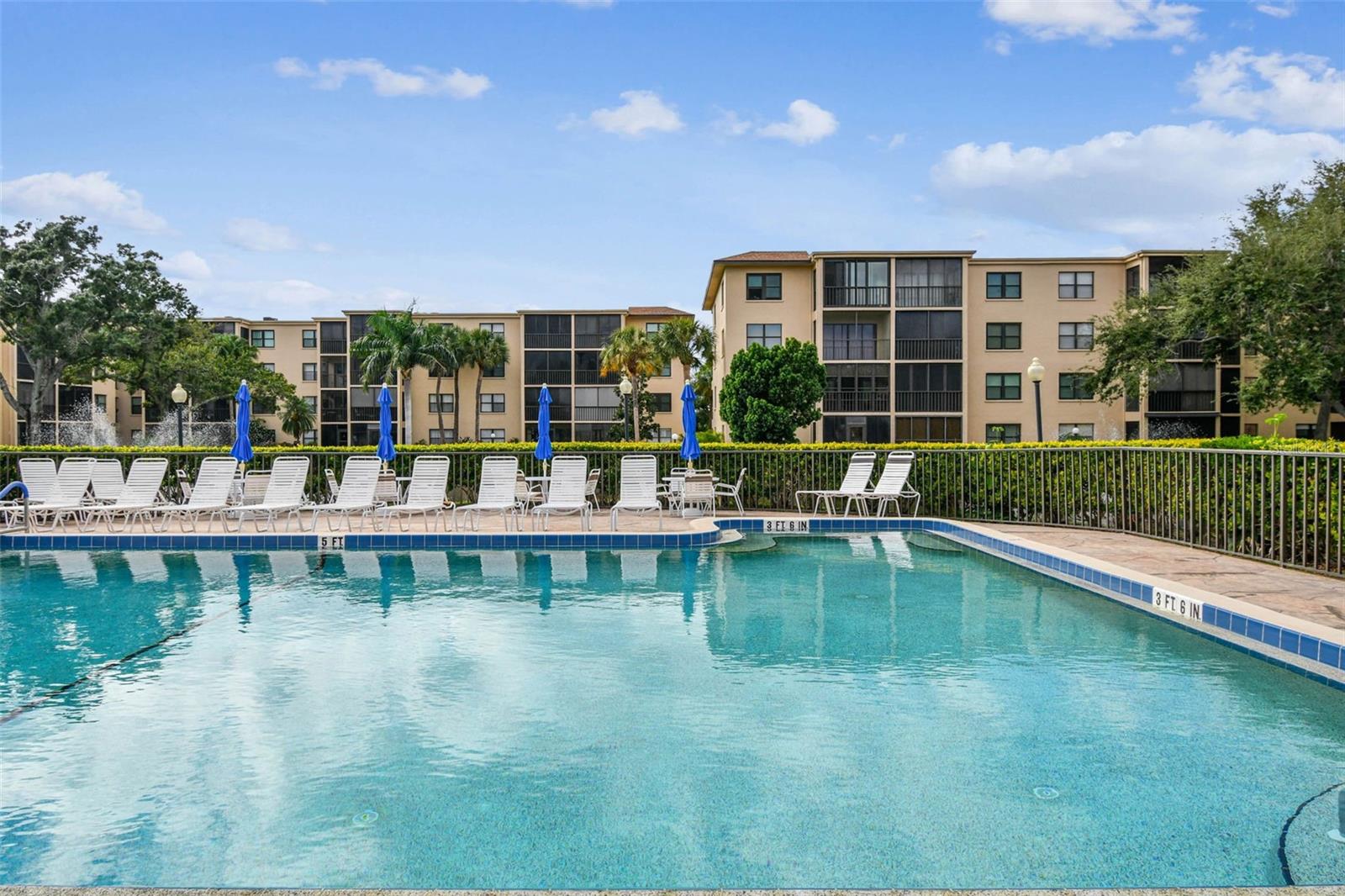 WOODPARK AT DESOTO SQUARE PH V - Residential