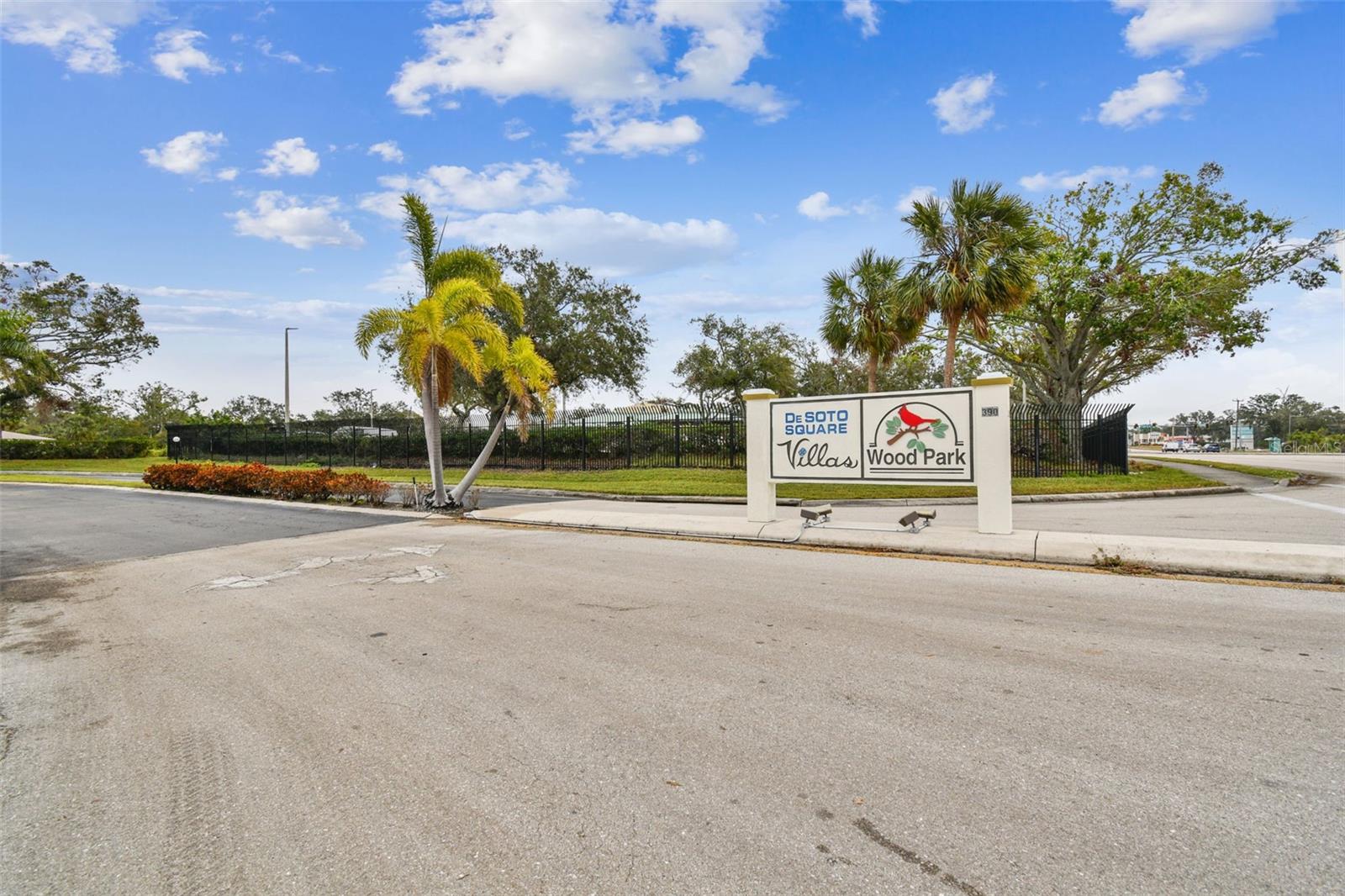 WOODPARK AT DESOTO SQUARE PH V - Residential