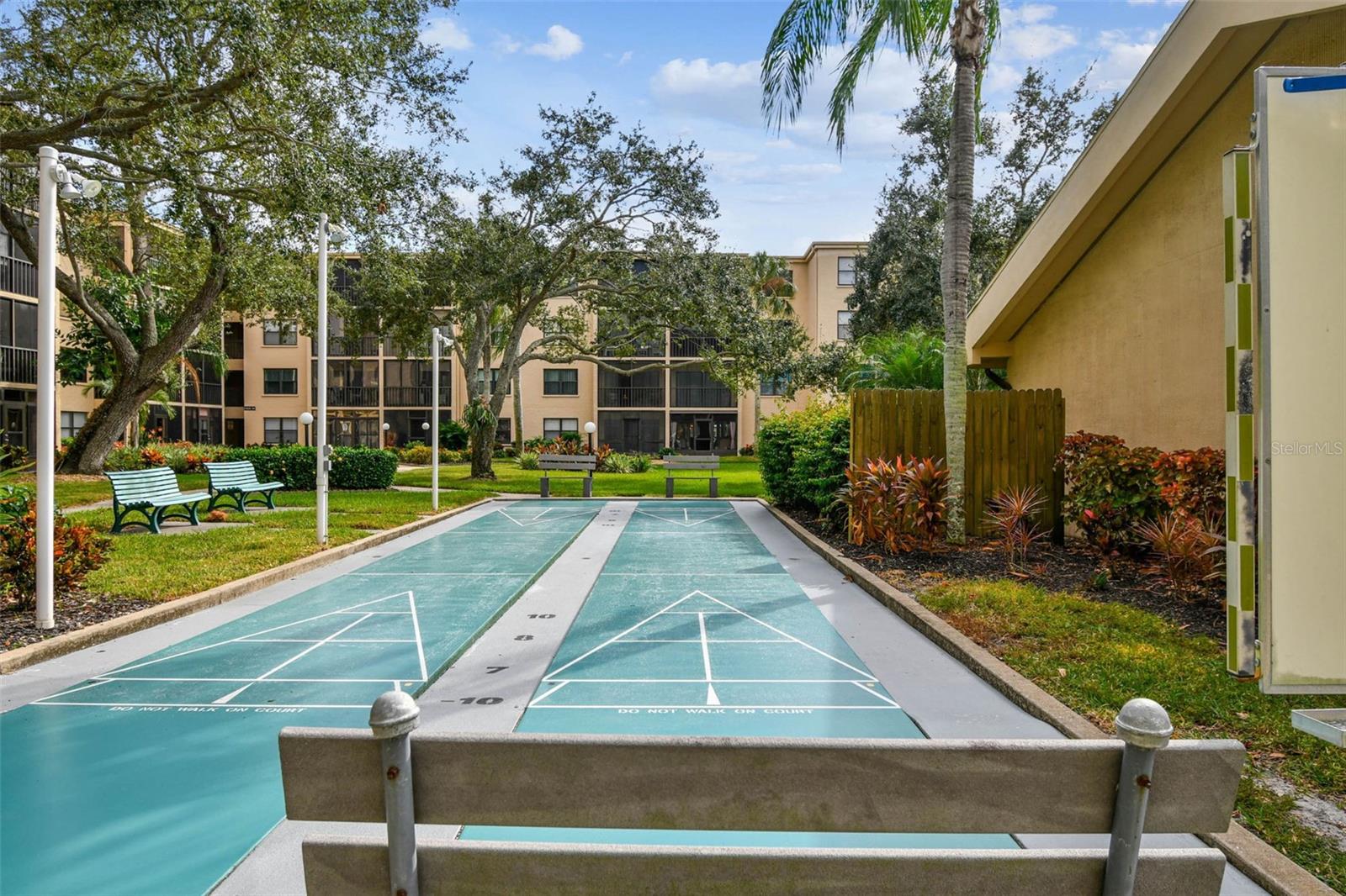 WOODPARK AT DESOTO SQUARE PH V - Residential