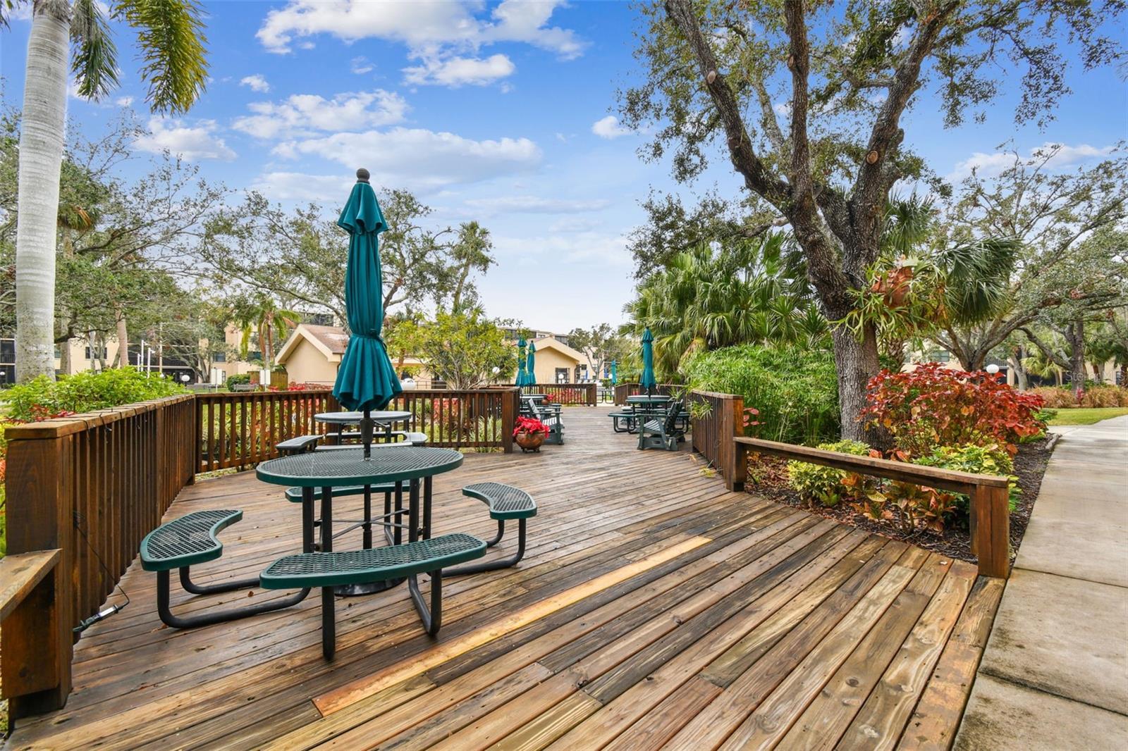 WOODPARK AT DESOTO SQUARE PH V - Residential