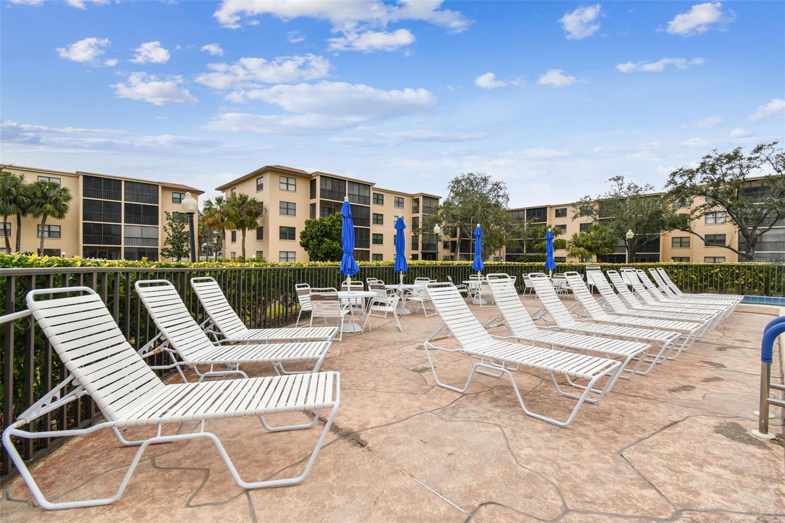 WOODPARK AT DESOTO SQUARE PH V - Residential