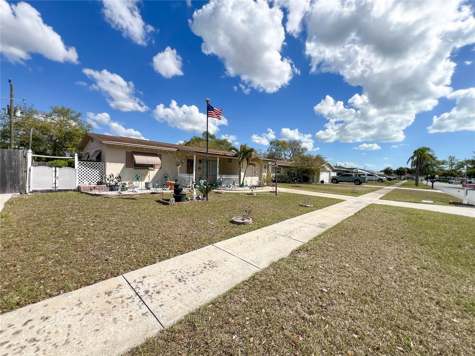 COUNTRY ESTATES 3RD ADD - Residential