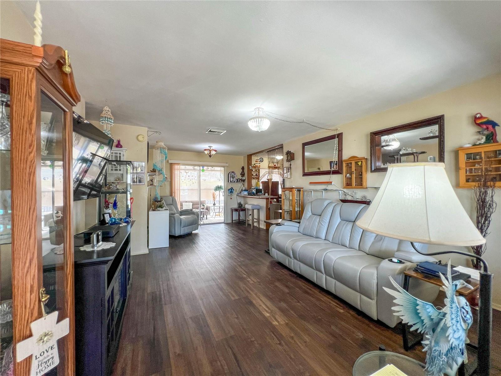 COUNTRY ESTATES 3RD ADD - Residential