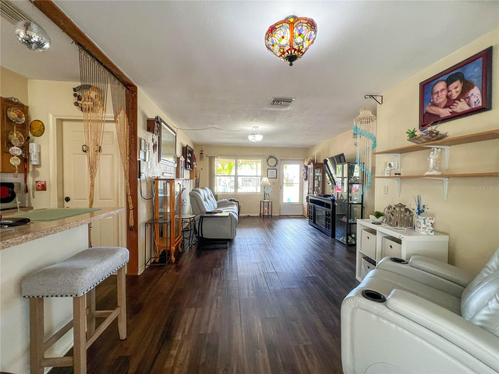 COUNTRY ESTATES 3RD ADD - Residential