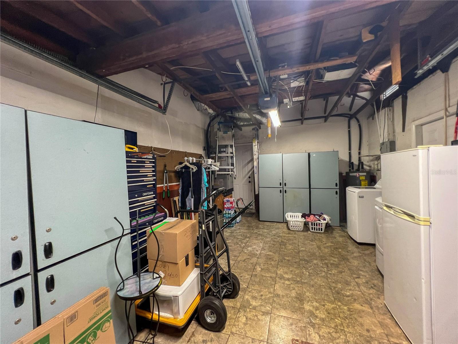 COUNTRY ESTATES 3RD ADD - Residential