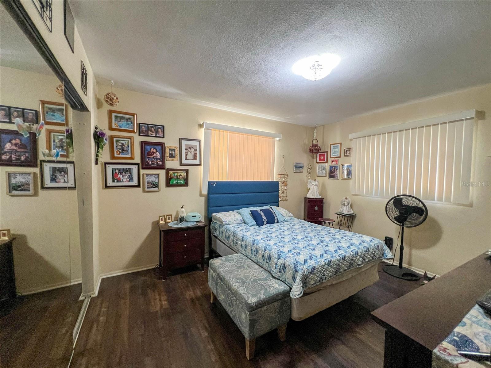 COUNTRY ESTATES 3RD ADD - Residential