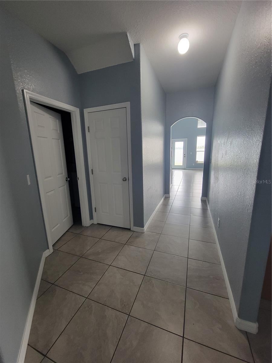 LAKE ROCHELLE ESTATES - Residential