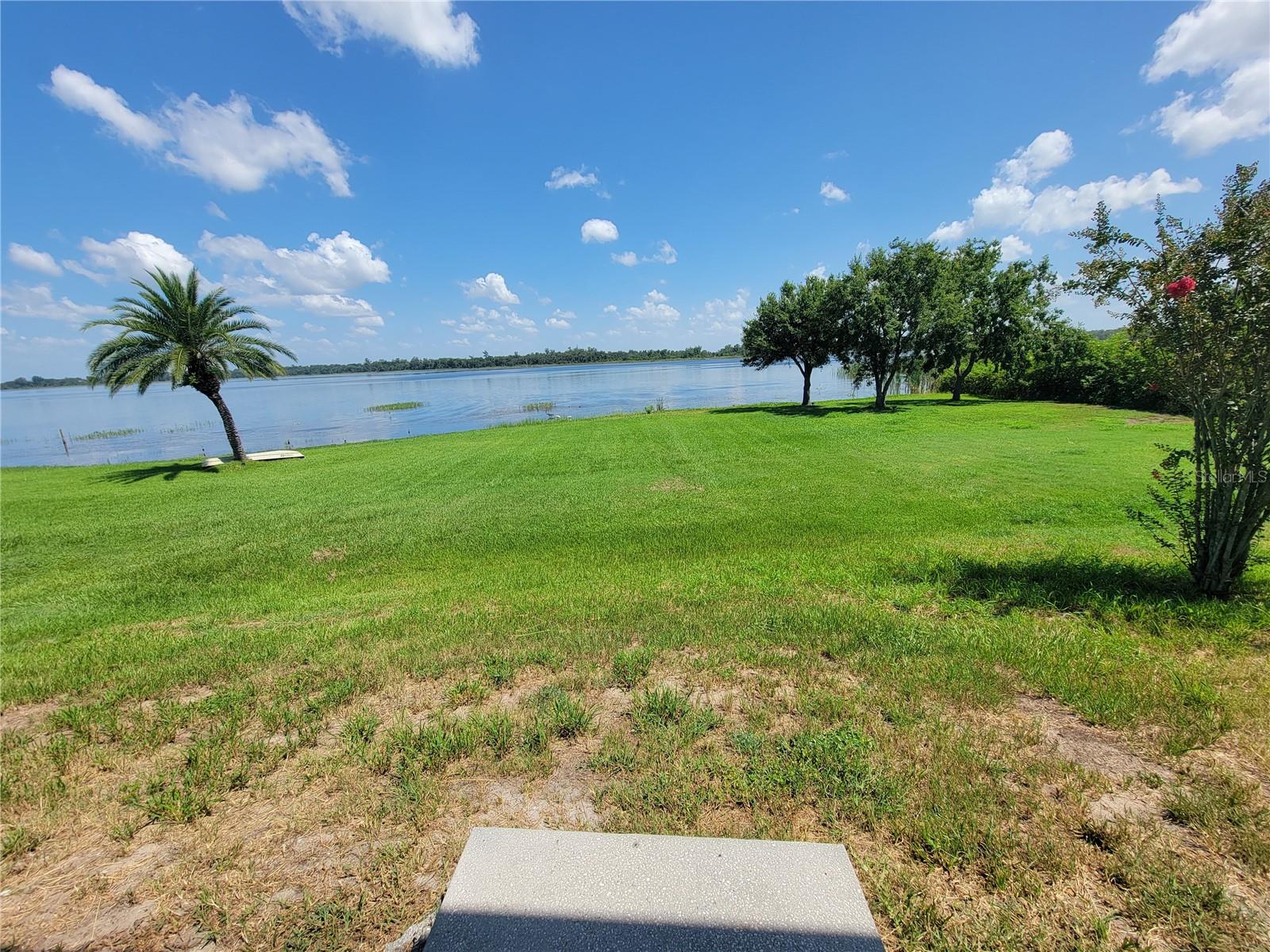 LAKE ROCHELLE ESTATES - Residential