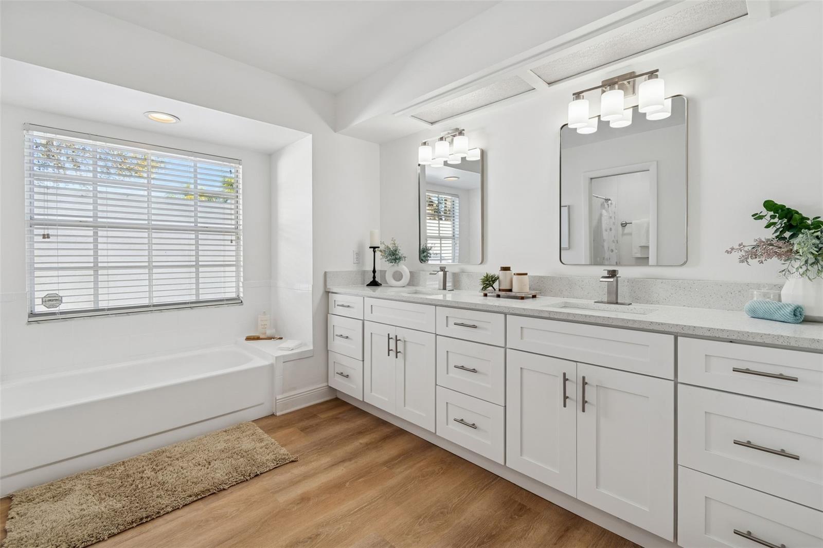 HAMPTON LAKES PH I - Residential