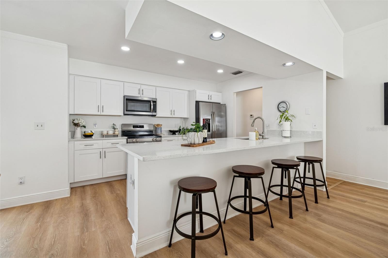 HAMPTON LAKES PH I - Residential