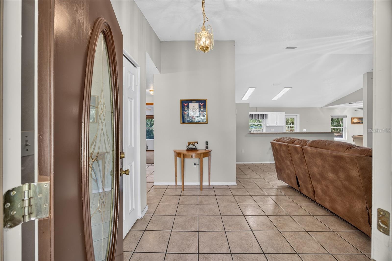 2702 E POSSUM COURT