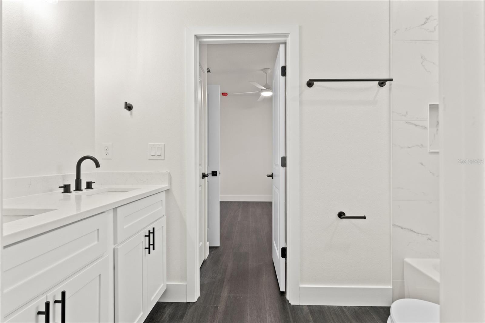 ROYAL HIGHLANDS - Residential