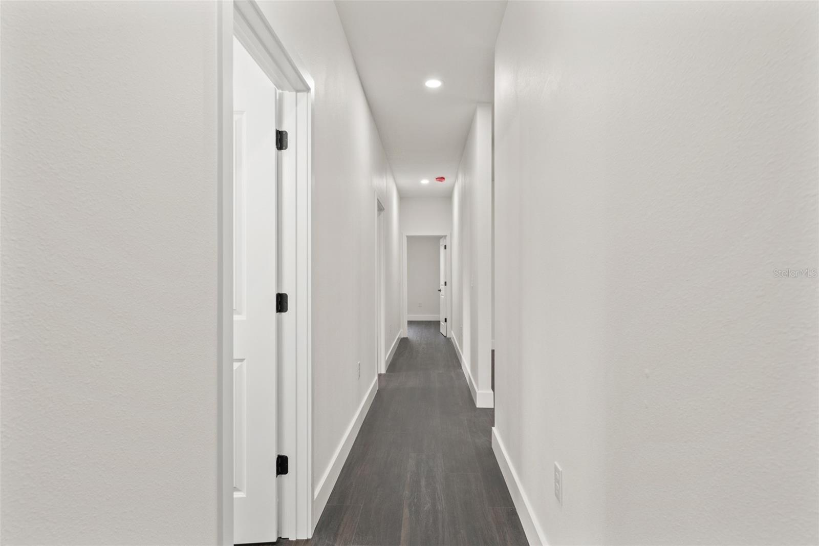 ROYAL HIGHLANDS - Residential